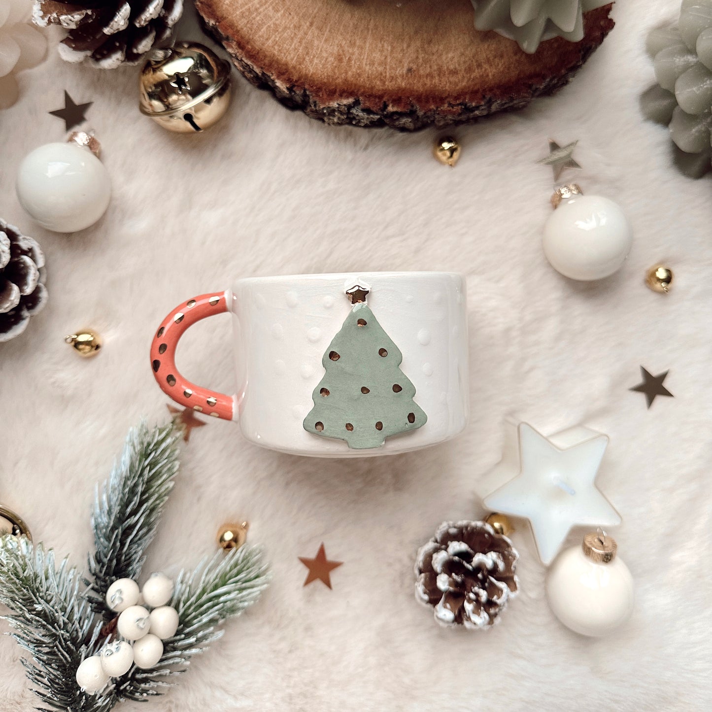 Tasse de Noël "Sapin vert" - anse rouge