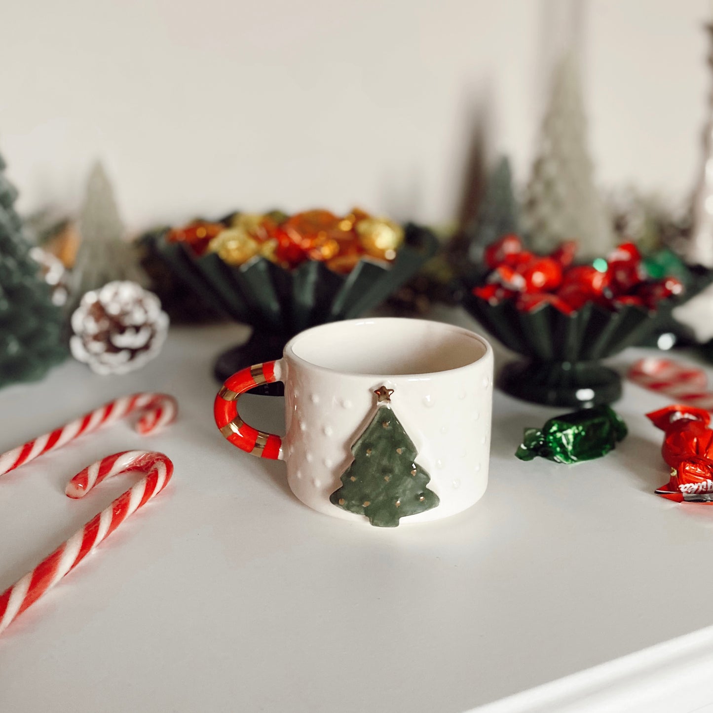 Tasse Sapin - anse rouge et doré 200ml (imperfection)