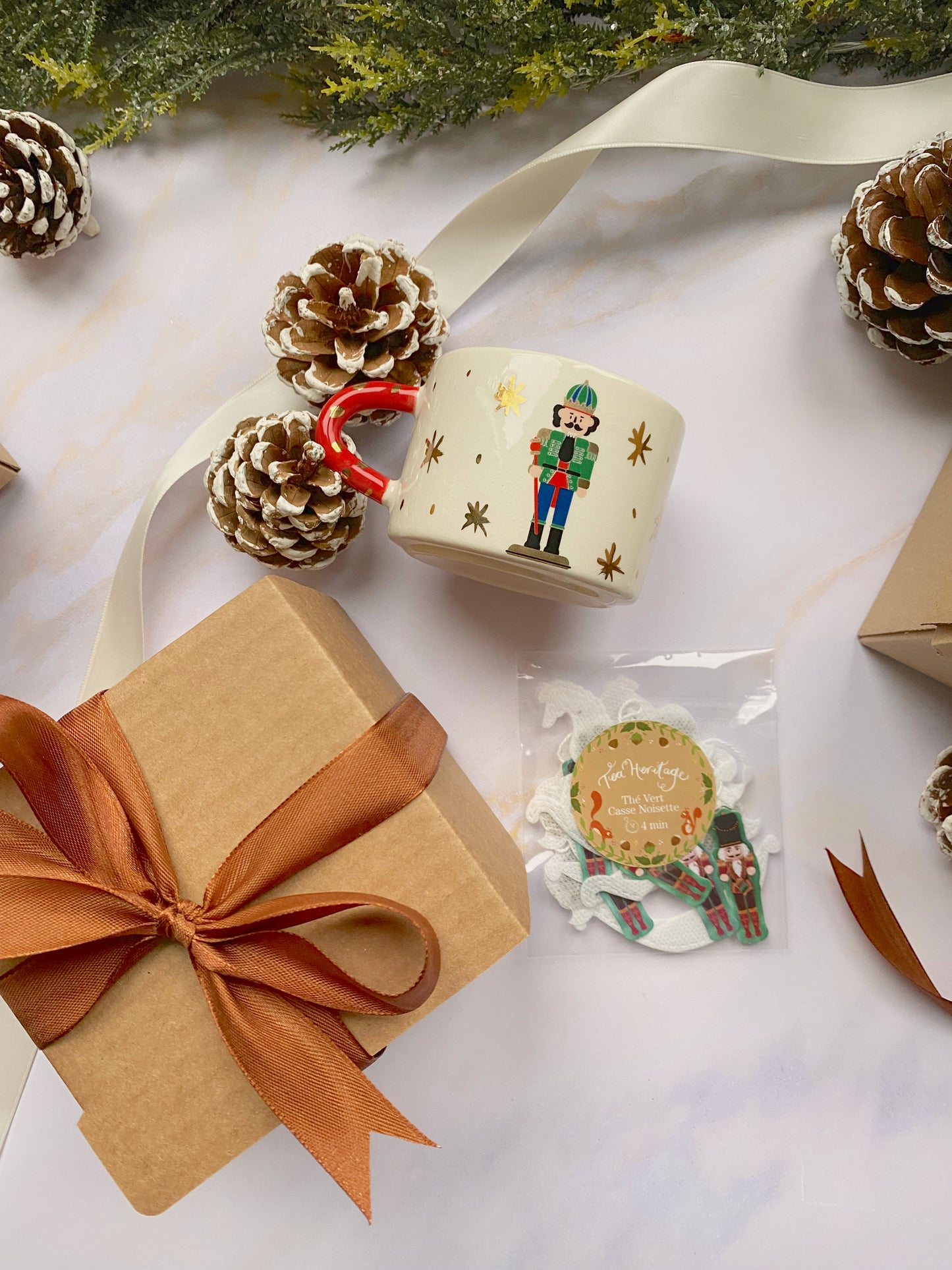 Box cadeau de Noël | Tasse "Casse-noisette" + thé